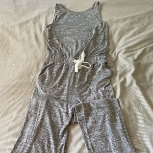 Women’s Aritzia Heather Grey Onesie Jumper in size xs